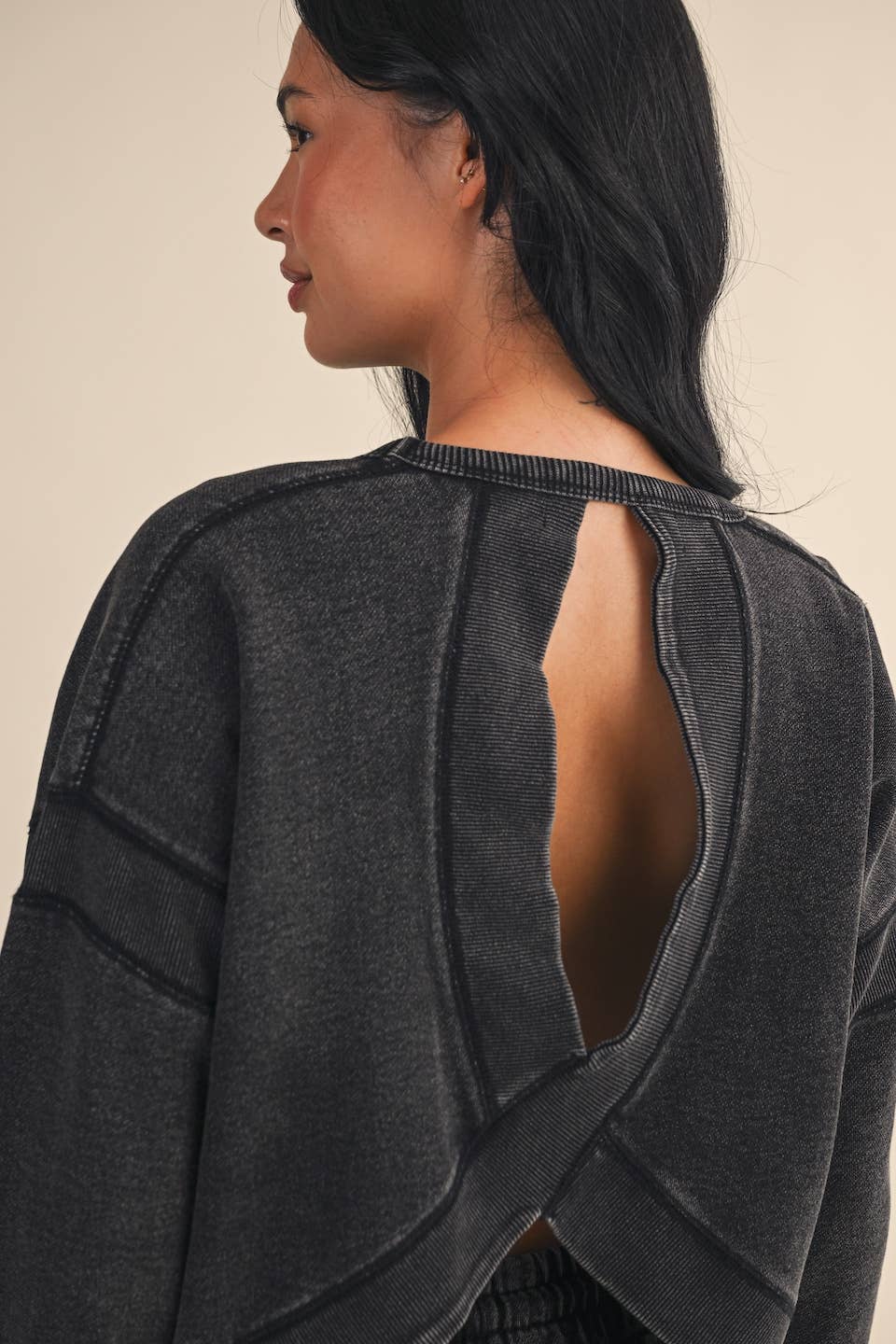 Denim Wash Cutout Back Fleece-Lined Sweatshirt: Charcoal