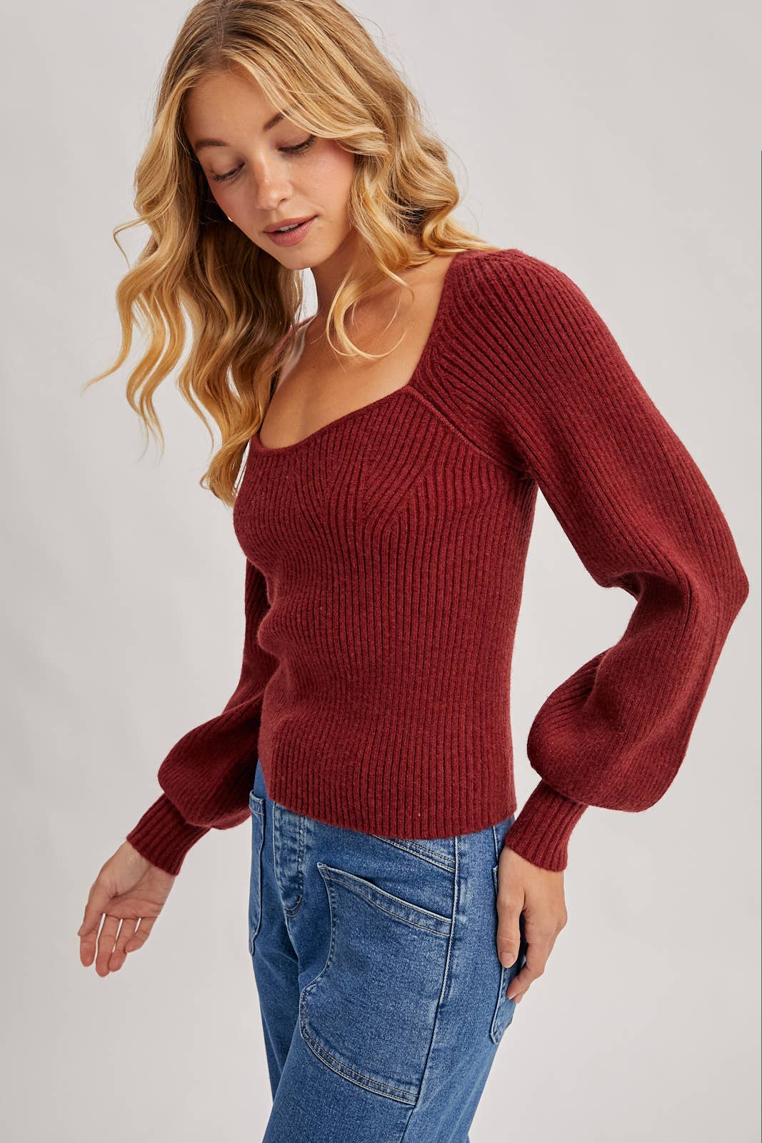 SWEETHEART NECK BISHOP SLEEVES SWEATER - Red