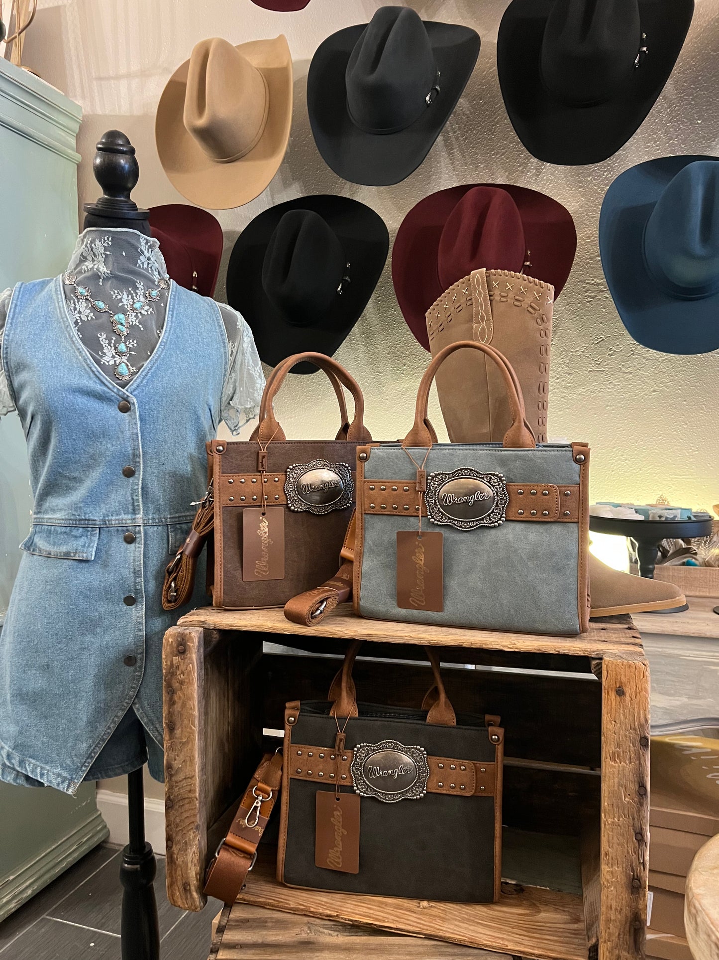 Wrangler Buckle Tote Bag- Black