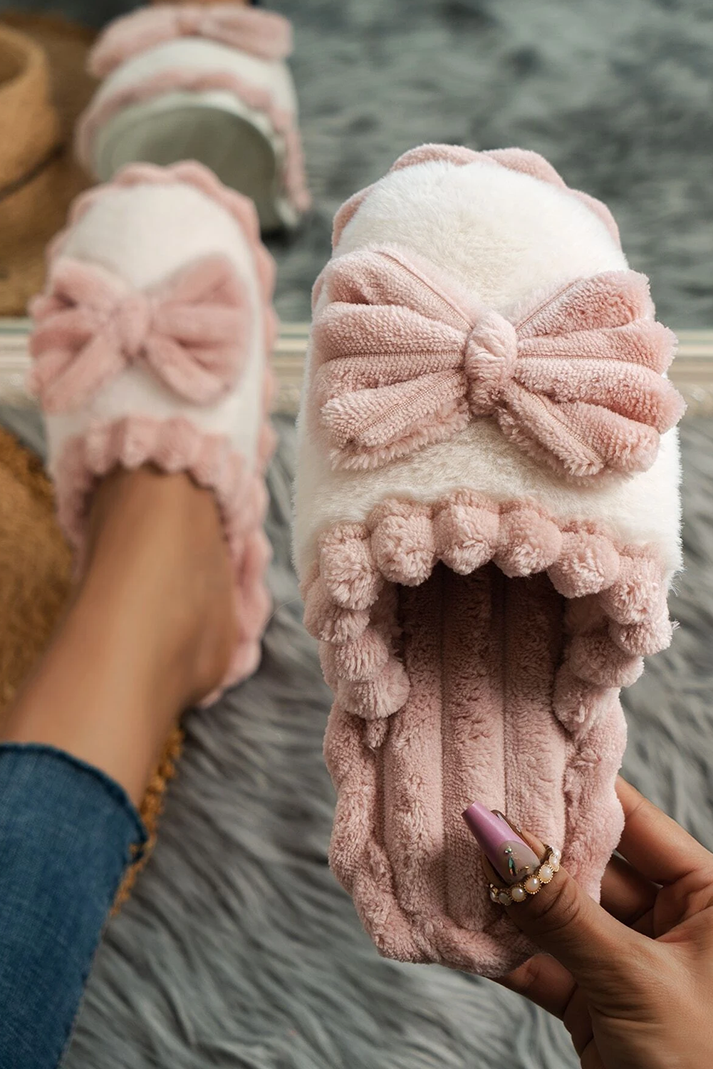 Bow Decor Color Block Plush Slippers