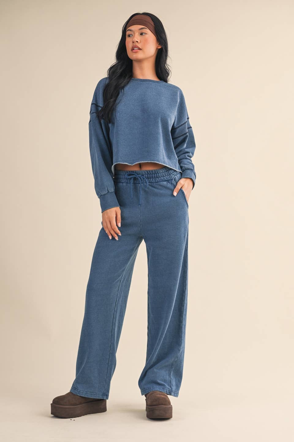 Denim Wash Fleece-Lined Sweatpants: Charcoal Denim