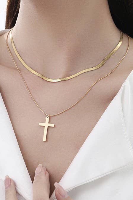 LOVE WITHOUT END NECKLACE