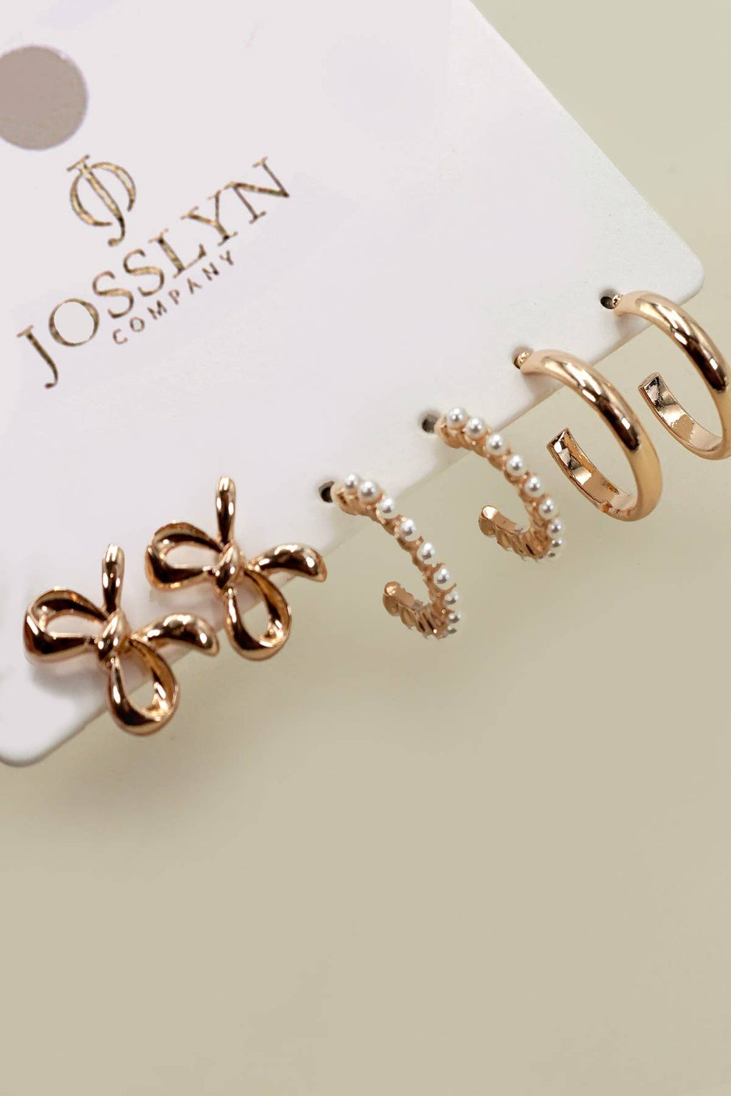 GRACE PEARL HOOP EARRING TRIO