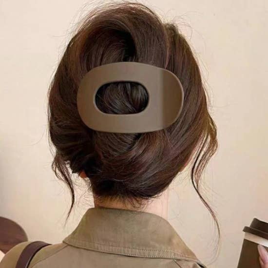 Jumbo Lay Flat Oval Hair Claw Clips - TAUPE