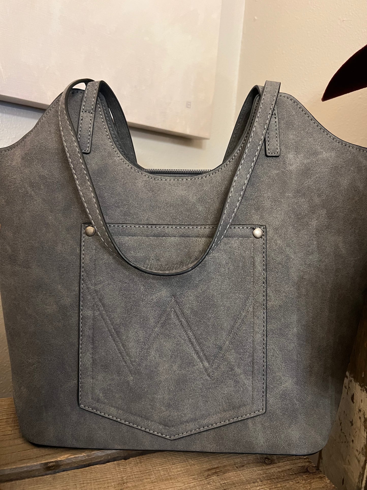 Wrangler Aztec Embroidered Shoulder Bag- Black/Grey