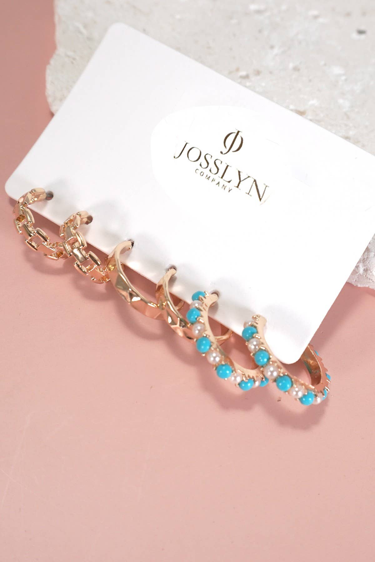 BLUE EYES CRYIN EARRING SET