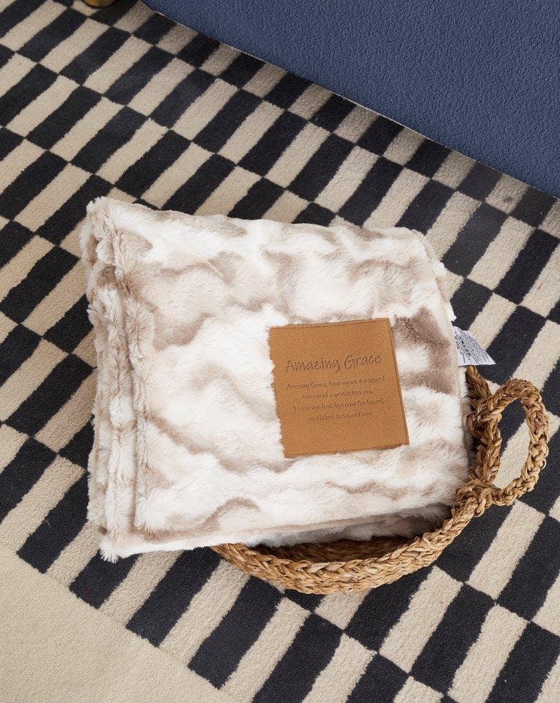 "Amazing Grace" 1-Ply Faux Fur Patch Throw 50"x60"